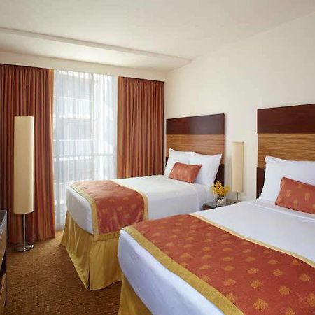 Hotel Orchid Kochi Zewnętrze zdjęcie